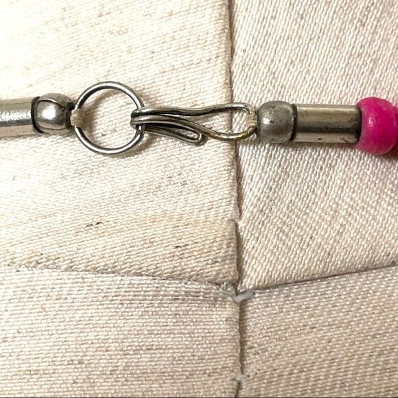 Silver tone pink beaded with carnelian 6 strand statement necklace - Picture 14 of 15